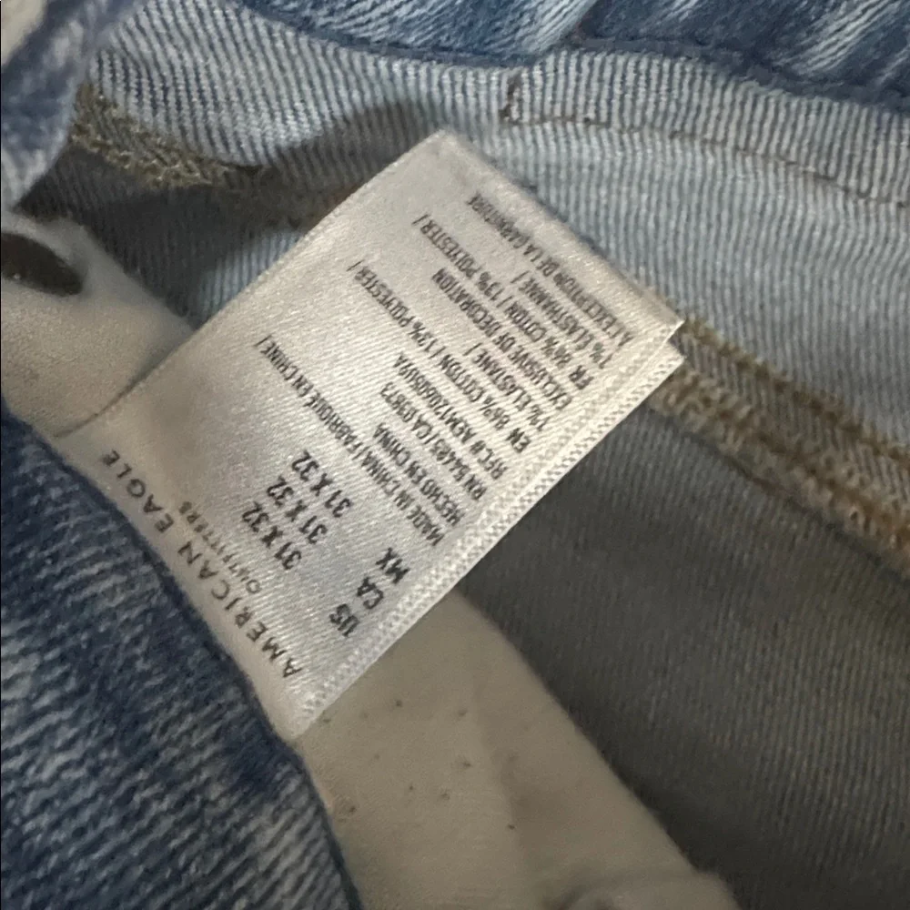 American Eagle Outfitters Light Blue Distressed Skinny Jeans - Picture 6 of 8
